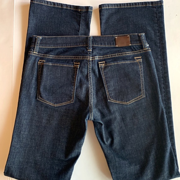 Banana Republic • Dark Wash Boot Cut Jean - Picture 7 of 8